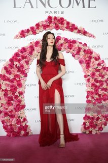 Shuying Jiang feet photo thumbnail