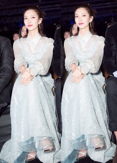 Shuying Jiang feet photo thumbnail