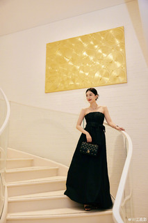 Shuying Jiang feet photo thumbnail