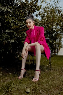 Shuying Jiang feet photo thumbnail