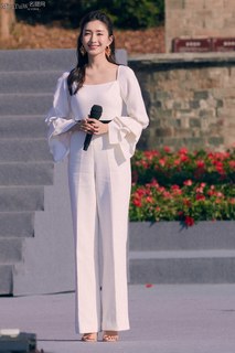 Shuying Jiang feet photo thumbnail