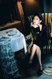 Shuying Jiang feet photo thumbnail