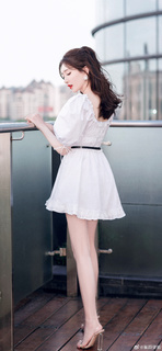 Shuying Jiang feet photo thumbnail