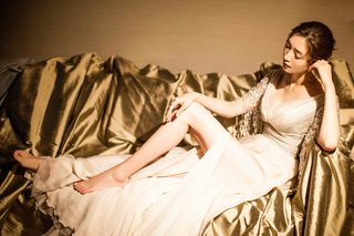 Shuying Jiang feet photo thumbnail