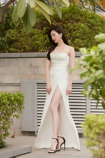 Shuying Jiang feet photo thumbnail