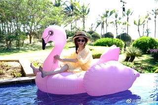 Shuying Jiang feet photo thumbnail