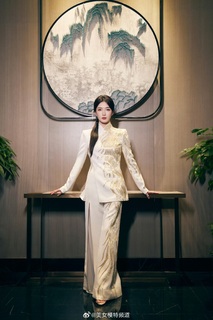 Shuying Jiang feet photo thumbnail