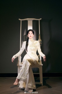 Shuying Jiang feet photo thumbnail