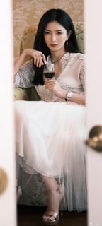 Shuying Jiang feet photo thumbnail