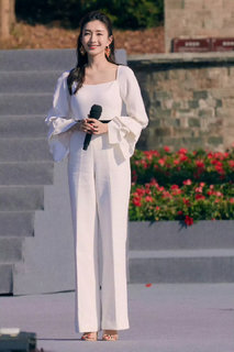 Shuying Jiang feet photo thumbnail