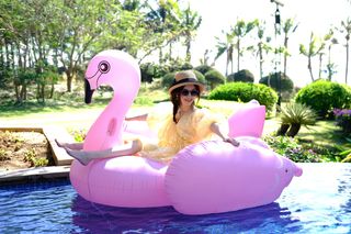 Shuying Jiang feet photo thumbnail