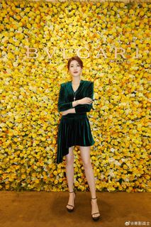 Shuying Jiang feet photo thumbnail