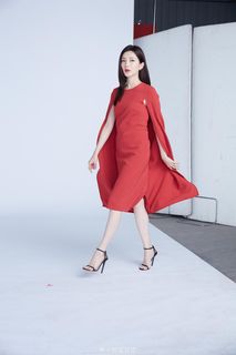 Shuying Jiang feet photo thumbnail