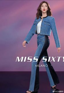 Shuying Jiang feet photo thumbnail