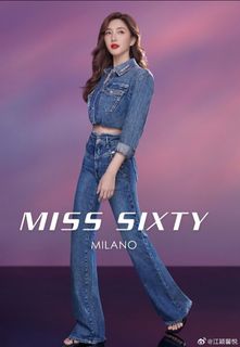 Shuying Jiang feet photo thumbnail