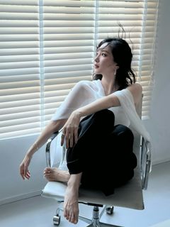 Shuying Jiang feet photo 16