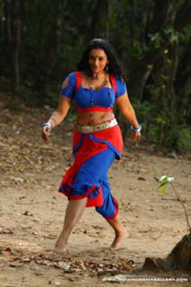Shweta Menon feet photo thumbnail