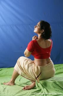 Shweta Menon feet photo thumbnail