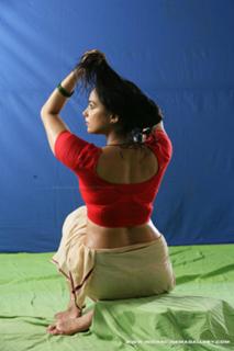 Shweta Menon feet photo thumbnail