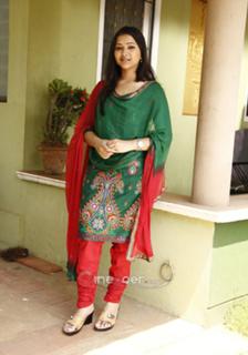 Shweta Prasad feet photo 17