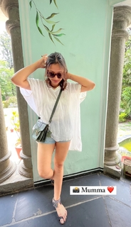 Shweta Prasad feet photo 17