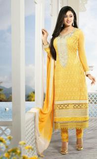 Shweta Tiwari feet photo thumbnail