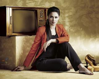 Shweta Tiwari feet photo thumbnail