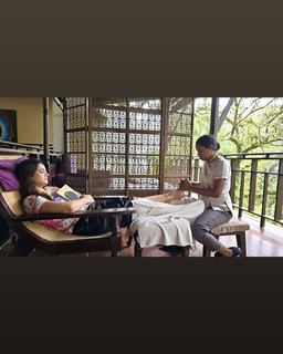 Shweta Tiwari feet photo thumbnail