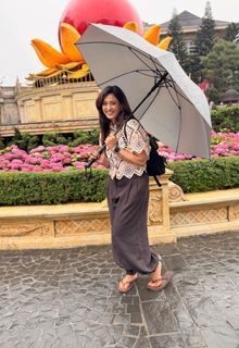 Shweta Tiwari feet photo 2