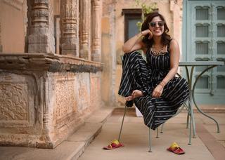 Shweta Tripathi feet photo 12