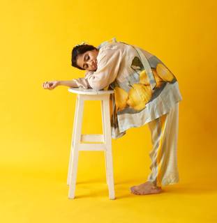 Shweta Tripathi feet photo 7
