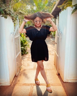 Shweta Tripathi feet photo 6