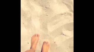 Shy'm feet photo thumbnail