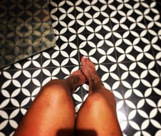 Shy'm feet photo thumbnail