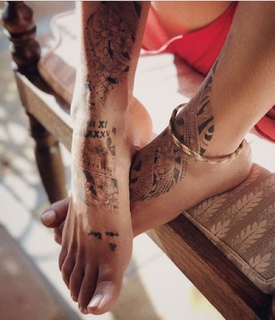 Shy'm feet photo thumbnail