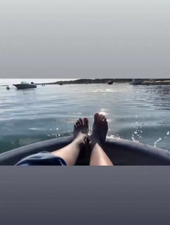 Shy'm feet photo thumbnail