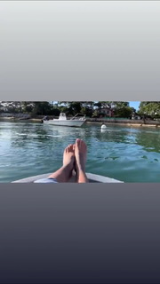 Shy'm feet photo thumbnail