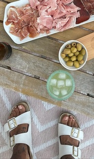 Shy'm feet photo thumbnail