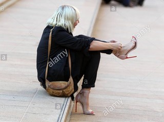Sia feet photo thumbnail