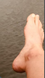 Sian Brooke feet photo 8