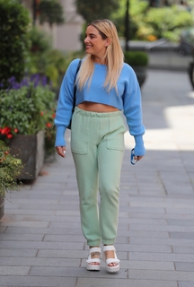 Sian Welby feet photo 8