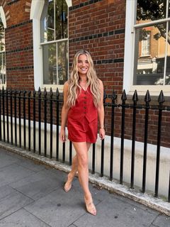 Sian Welby feet photo 2