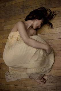 Sibel Kekilli feet photo thumbnail