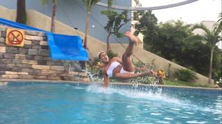 Sibley Scoles feet photo 3