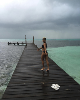 Sibley Scoles feet photo 3