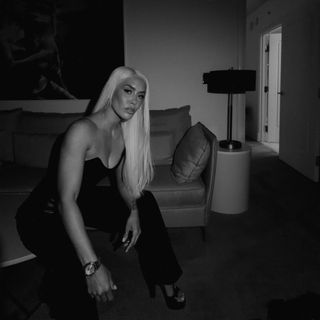 Sibley Scoles feet photo 7