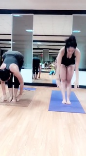 Siddhika Sharma feet photo 17