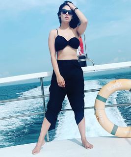Siddhika Sharma feet photo 20