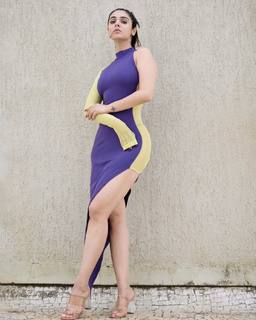 Siddhika Sharma feet photo 4