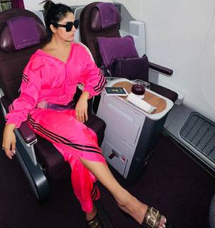 Siddhika Sharma feet photo 6